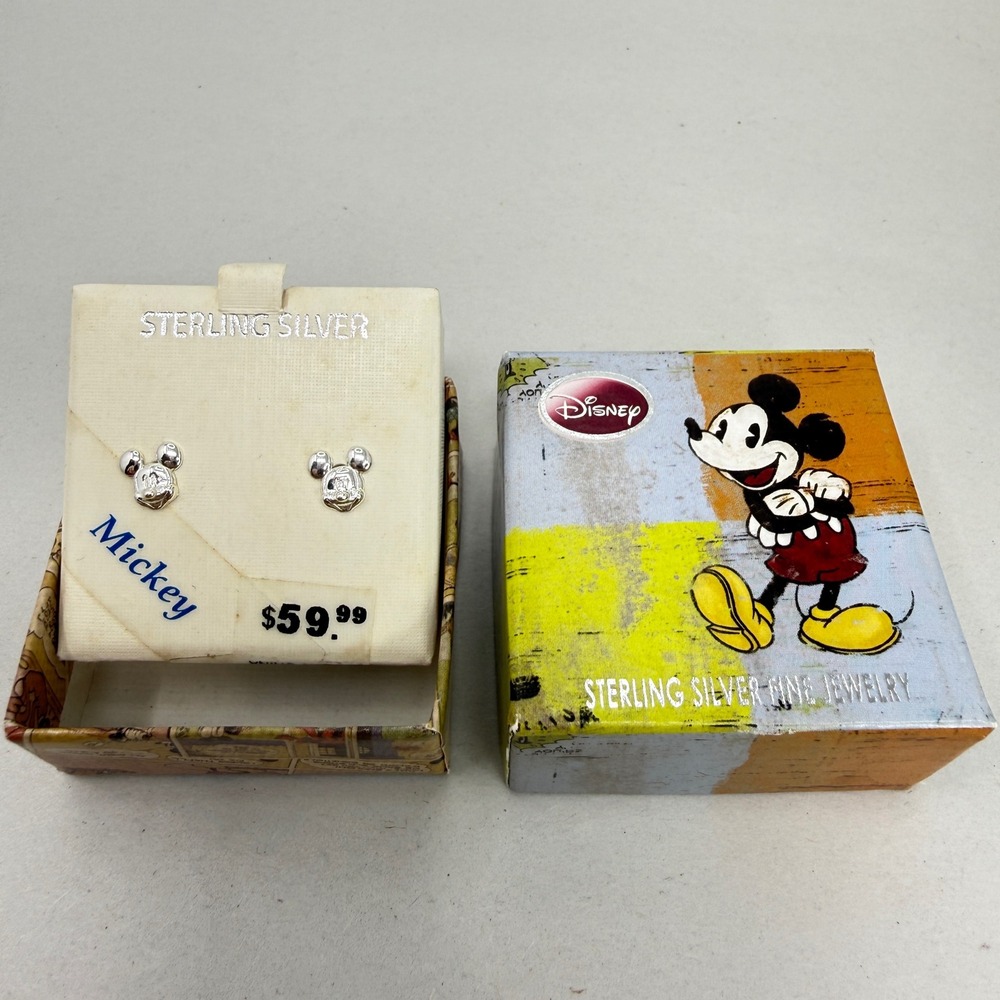 Mickey Mouse Sterling Silver Stud Earrings Disney New‎ Gift Box
